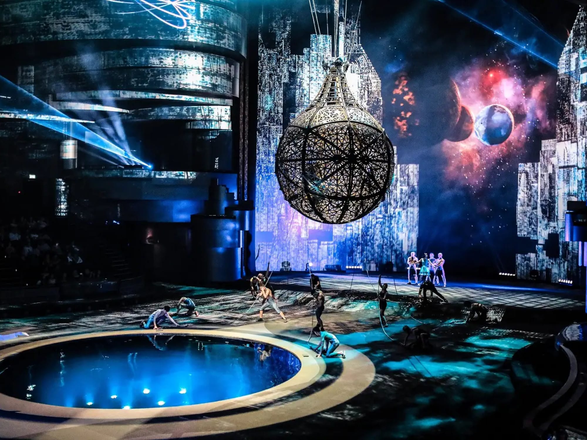 La Perle by Dragone